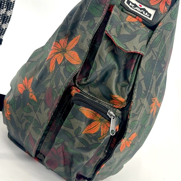Kavu Limited Edition Floral Print Canvas Cotton Rope Sling Bag Outdoor Backpack - Picture 2 of 15